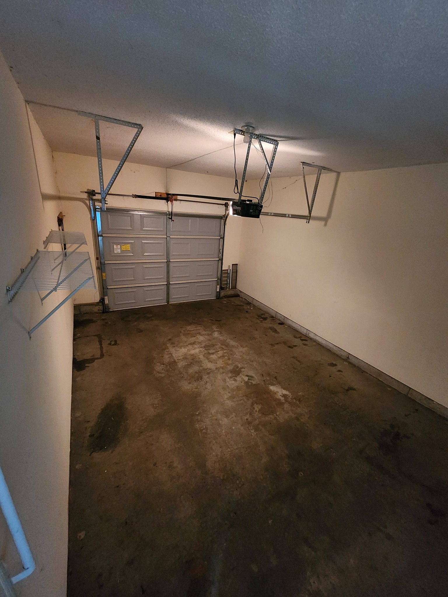 827 Foxrun Clinton Mo 18.jpg